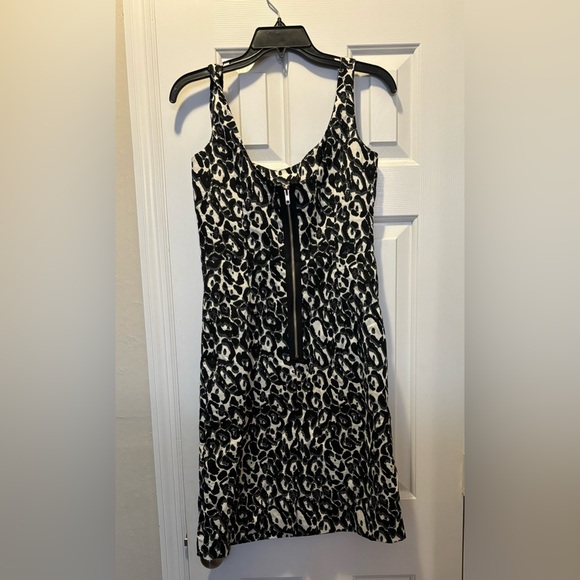 Milly Leopard dress size 6 in grey, cream, and black - Picture 4 of 4
